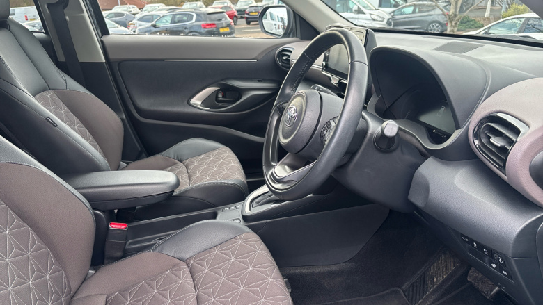 Toyota Yaris Cross 1.5 Hybrid Excel 5dr CVT Hybrid Estate
